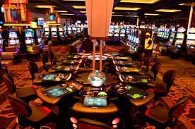 66menangvip esports betting interface showing Mobile Legends and Free Fire tournaments with game information